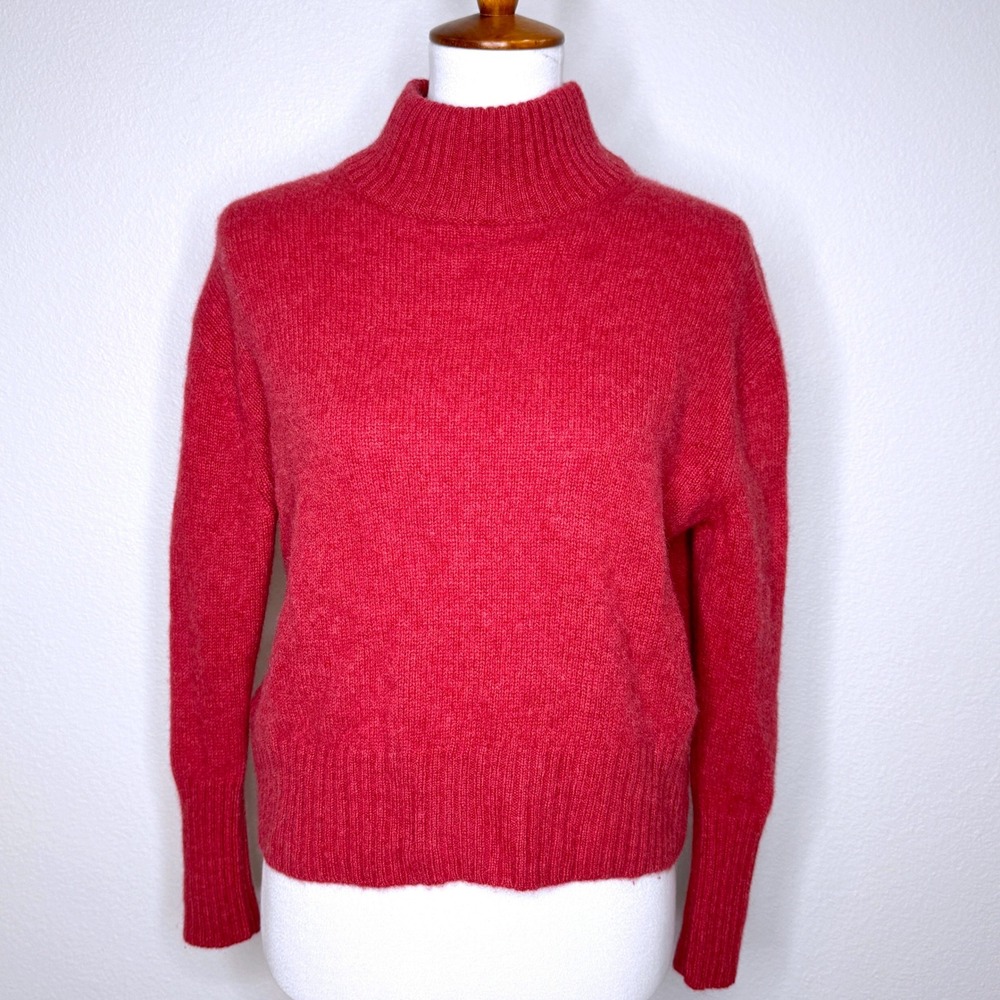 360 CASHMERE Mock Neck 100% Cashmere Sweater SM Red Quiet Luxury Minimalist Cozy